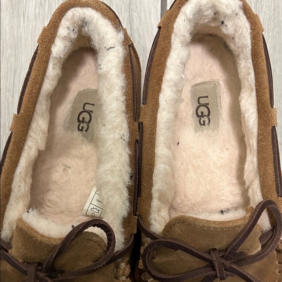 UGG Chestnut Suede Moccasin Shoes - Picture 7 of 9
